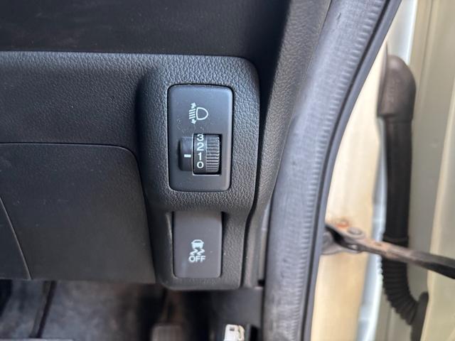 N-BOX G SSパッケージ 両側電動スライドドア スマートキー 社外ナビ バックカメラ フルセグTV Bluetoothオーディオ LEDヘッドライト ETC オートエアコン 純正アルミ(22枚目)