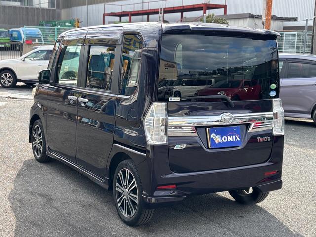 タント カスタムＲＳ　ＳＡ　純正８インチナビ　バックカメラ　フルセグＴＶ　Ｂｌｕｅｔｏｏｔｈオーディオ　両側電動スライドドア　ターボ車　衝突軽減システム　ＬＥＤヘッドライト　オートライト　ＥＴＣ　スマートキー　純正アルミ（6枚目）