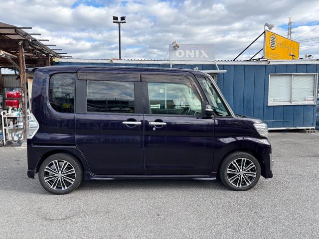 タント カスタムＲＳ　ＳＡ　純正８インチナビ　バックカメラ　フルセグＴＶ　Ｂｌｕｅｔｏｏｔｈオーディオ　両側電動スライドドア　ターボ車　衝突軽減システム　ＬＥＤヘッドライト　オートライト　ＥＴＣ　スマートキー　純正アルミ（8枚目）