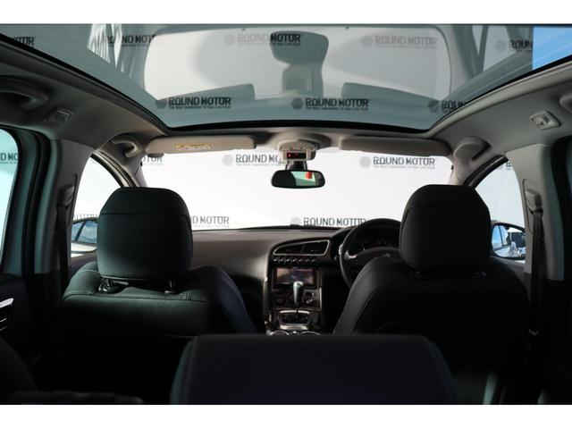 Peugeot 3008 Allure 2016 Pearl 33000 Km Details Japanese Used Cars Goo Net Exchange