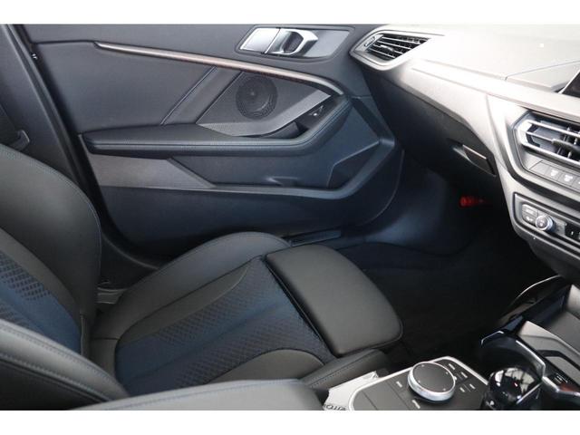 118d Mスポーツ エディションジョイ+ ワンオーナー・記録簿・禁煙車・盗難防止・スマートキー・ETC・ドラレコ・衝突軽減・アダプテイブクルコン・LKA・パークアシスト・クリアランスソナー・バックカメラ・パワーシート・LEDヘッドライト(42枚目)