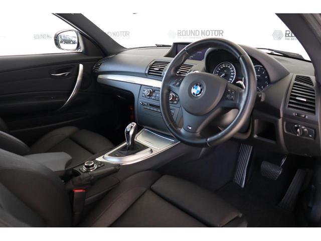 135i Mスポ・ローダウンサス・パワーシート・レザー内装・ドライブレコーダー・シートヒーター・パドルシフト・オートライト・ETC・AUX・CD・DTC・ナビ・HID・スマートキー・R18AW(19枚目)