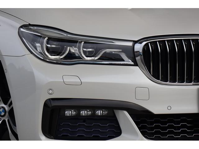 740i Mスポーツ 衝突軽減B・追クル・サンルーフ・LKA・BSA・ステアシ・Pアシ・360度カメラ・ドラレコ・レーダー・オートクロージャ・Pシート(ヒーター/クーラー)・エアサス・地ナビ・HKスピーカー(5枚目)