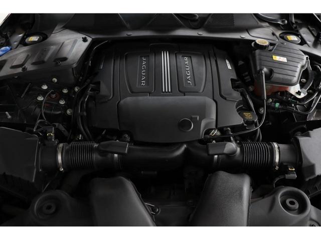 ＸＪ ＸＪ　オートバイオグラフィー　左ハンドル・ワンオーナー・サンルーフ・白革・リアエンターテイメント・衝突軽減Ｂ・追従クルコン・ＢＳＡ・Ｐアシスト・３６０度カメラ・地ナビ・Ｐトランク・Ｒ２０・シートヒータークーラー（47枚目）