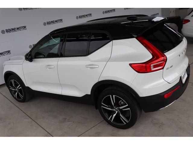 ＸＣ４０ Ｔ４　ＡＷＤ　Ｒデザイン　サンルーフ・ハーマンカードン・ディスプレイオーディオ・ＦＲドラレコ・３６０度カメラ・衝突軽減ブレーキ・追従クルコン・ＬＫＡ・ＢＳＡ・ＣＴＡ・オフロードモード・地ナビ・Ｂｌｕｅｔｏｏｔｈ・Ｒ１９（11枚目）