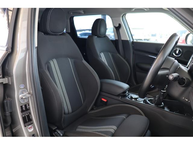 ＭＩＮＩ クーパーＳＤ　クラブマン　衝突軽減ブレーキ・追従クルコン・ナビ・ＤＴＶ・Ｂｌｕｅｔｏｏｔｈ・モード切替・ＥＴＣ・ＵＳＢ・スマートキー・Ｒ１７ＡＷ（14枚目）