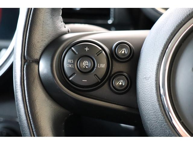 ＭＩＮＩ クーパーＳＤ　クラブマン　衝突軽減ブレーキ・追従クルコン・ナビ・ＤＴＶ・Ｂｌｕｅｔｏｏｔｈ・モード切替・ＥＴＣ・ＵＳＢ・スマートキー・Ｒ１７ＡＷ（18枚目）
