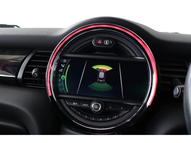 ＭＩＮＩ クーパーＳＤ　ＪＣＷスタイル・衝突軽減ブレーキ・追従クルコン・ＦＲドラレコ・モード切替シートヒーター・ハーフレザー・ナビ・Ｂｌｕｅｔｏｏｔｈ・ＭＩＮＩアプリ・ＵＳＢ・バックカメラ・Ｒ１８ＡＷ・オートライト（21枚目）
