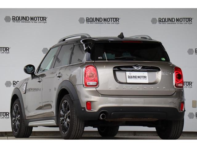 ＭＩＮＩ クーパーＤ　クロスオーバー　衝突軽減ブレーキ・追従クルーズコントロール・バックカメラ・パワートランク・ナビ・Ｂｌｕｅｔｏｏｔｈ・ＦＲドラレコ・オートライト・Ｒ１８ＡＷ・ＥＴＣ・ＵＳＢ・ＡＵＸ・ルーフレール（4枚目）
