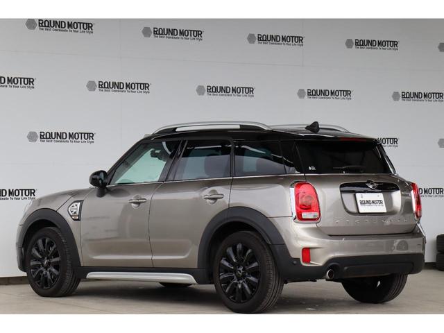 ＭＩＮＩ クーパーＤ　クロスオーバー　衝突軽減ブレーキ・追従クルーズコントロール・バックカメラ・パワートランク・ナビ・Ｂｌｕｅｔｏｏｔｈ・ＦＲドラレコ・オートライト・Ｒ１８ＡＷ・ＥＴＣ・ＵＳＢ・ＡＵＸ・ルーフレール（8枚目）