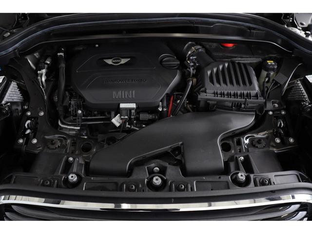 ＭＩＮＩ クーパーＤ　クロスオーバー　衝突軽減ブレーキ・追従クルーズコントロール・バックカメラ・パワートランク・ナビ・Ｂｌｕｅｔｏｏｔｈ・ＦＲドラレコ・オートライト・Ｒ１８ＡＷ・ＥＴＣ・ＵＳＢ・ＡＵＸ・ルーフレール（41枚目）