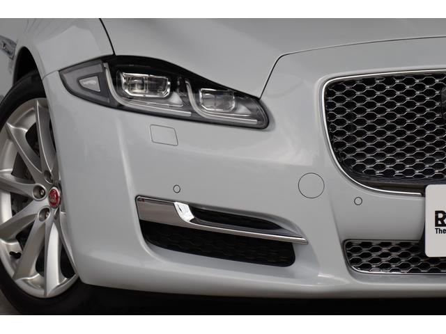 XJ XJ プレミアムラグジュアリー サンルーフ・メリディアン・inControlアプリ・バーチャルコックピット・ASL・ASPC・衝突軽減ブレーキ・追従クルコン・BSA・地ナビ・Bluetooth・ドラレコ・シートヒーター/クーラー(6枚目)