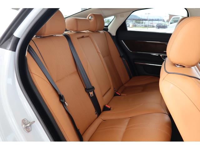 XJ XJ プレミアムラグジュアリー サンルーフ・メリディアン・inControlアプリ・バーチャルコックピット・ASL・ASPC・衝突軽減ブレーキ・追従クルコン・BSA・地ナビ・Bluetooth・ドラレコ・シートヒーター/クーラー(38枚目)