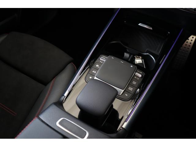 ＧＬＡクラス ＧＬＡ２００ｄ　４マチック　ＡＭＧライン　衝突軽減ブレーキ・追従クルコン・ＬＫＡ・ＬＣＡ・ＢＳＡ・ヒルコン・ステアシ・オフロードモード・パーキングアシスト・ＦＲドラレコ・地ナビ・３６０度カメラ・Ｐシート・シートヒーター（32枚目）