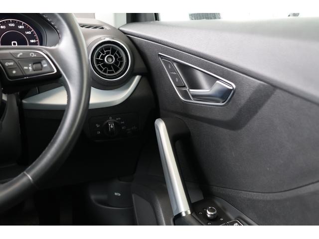 Ｑ２ ３０ＴＦＳＩスポーツ　衝突軽減ブレーキ・追従クルコン・ＬＫＡ・ＢＳＡ・バーチャルコックピット・ＦＲドラレコ・バックカメラ・ナビ・ＤＴＶ・Ｂｌｕｅｔｏｏｔｈ・ＣＤ・ＥＴＣ・シートヒーター・Ｐトランク・Ｒ１７（30枚目）