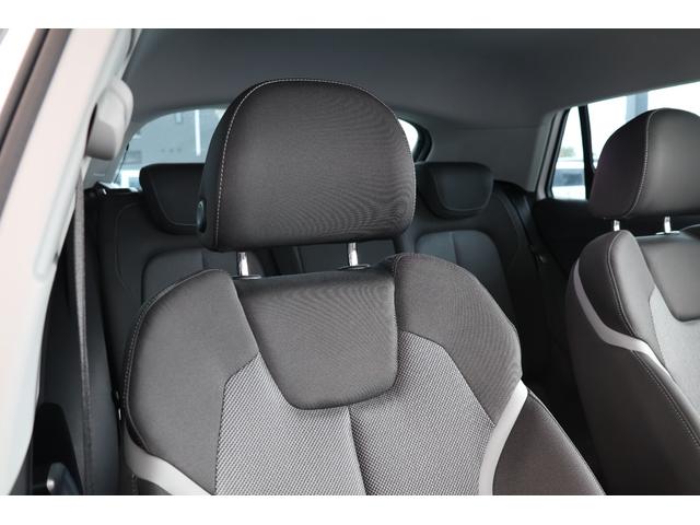 Ｑ２ ３０ＴＦＳＩスポーツ　衝突軽減ブレーキ・追従クルコン・ＬＫＡ・ＢＳＡ・バーチャルコックピット・ＦＲドラレコ・バックカメラ・ナビ・ＤＴＶ・Ｂｌｕｅｔｏｏｔｈ・ＣＤ・ＥＴＣ・シートヒーター・Ｐトランク・Ｒ１７（33枚目）