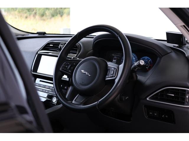 Ｆペイス ピュア　メリディアンサウンド・衝突軽減ブレーキ・クルコン・ＬＫＡ・ＢＳＡ・ＡＳＰＣ・３６０度カメラ・モード切替・地ナビ・ＦＲドラレコ・レーダー・Ｐトランク・Ｐシート・シートヒーター・Ｒ１８ＡＷ（14枚目）