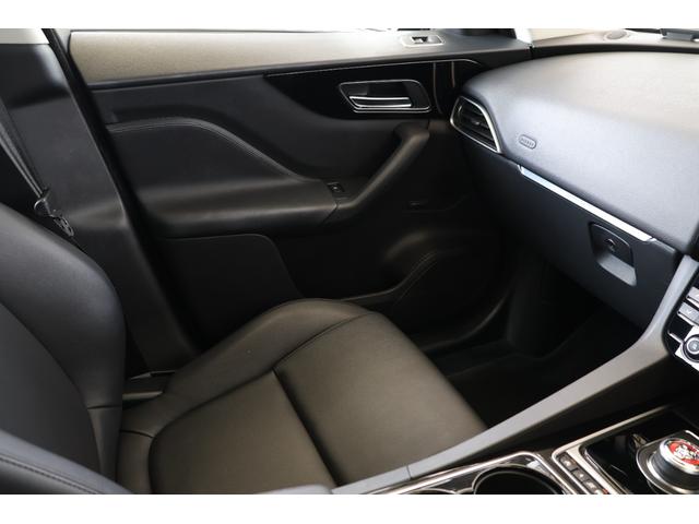 Ｆペイス ピュア　メリディアンサウンド・衝突軽減ブレーキ・クルコン・ＬＫＡ・ＢＳＡ・ＡＳＰＣ・３６０度カメラ・モード切替・地ナビ・ＦＲドラレコ・レーダー・Ｐトランク・Ｐシート・シートヒーター・Ｒ１８ＡＷ（32枚目）