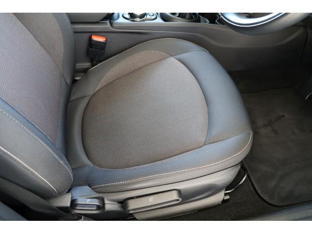 ＭＩＮＩ クラブマン　バッキンガム　衝突軽減ブレーキ・クルーズコントロール・ドライブレコーダー・ＥＴＣ・ＵＳＢ・ＡＵＸ・Ｂｌｕｅｔｏｏｔｈ・ＡＰＰＳ・アイドリングストップ・オートライト・バックカメラ・Ｒ１６ＡＷ（36枚目）