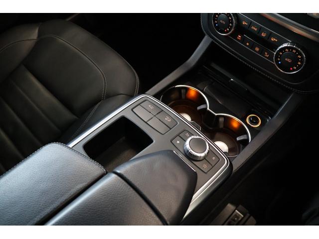 Mクラス ML350ブルーテック4マチックAMGスポーツパック (サンルーフ・衝突軽減ブレーキ・追従クルコン・レーンキープアシスト・ブラインドスポット・ヒルコン・地ナビ・ドラレコ・パワーシート・シートヒーター・R20AW・パワートランク(27枚目)