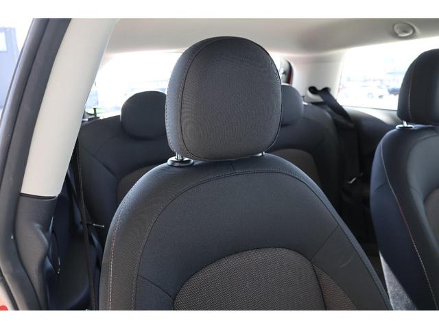 ＭＩＮＩ クーパー　ワンオーナー・純正ナビ・Ｂｌｕｅｔｏｏｔｈ・オートライト・ＡＵＸ・ＵＳＢ・Ｒ１５ＡＷ・スマートキー・アイドリングストップ（32枚目）