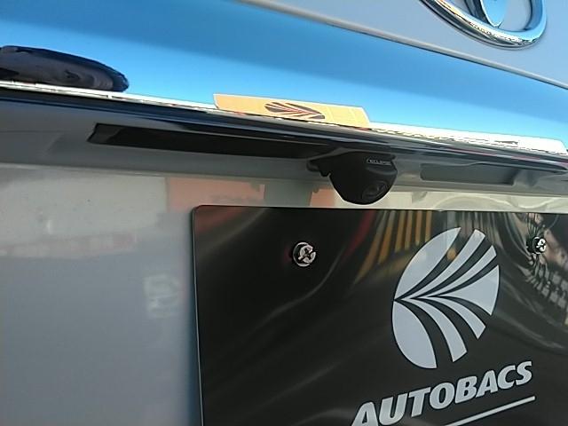 アルファード ２４０Ｓ　プライムセレクションＩＩ　タイプゴールド　両側電動スライド　キーレス　フルセグ　ナビ＆ＴＶ　１７アルミホイール　乗車定員７人　エアバッグ　オートマ　助手席エアバッグ　ＨＩＤヘッドライト　ＥＴＣ　バックカメラ　スマートキー（24枚目）