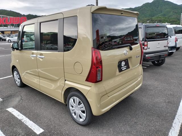 タント Ｘリミテッド　届出済未使用車　スマホ連携９インチディスプレイオーディオ　スマートパノラマパーキング　前後録画ドラレコ　フロアマット　ドアバイザー　ナンバーフレーム（7枚目）