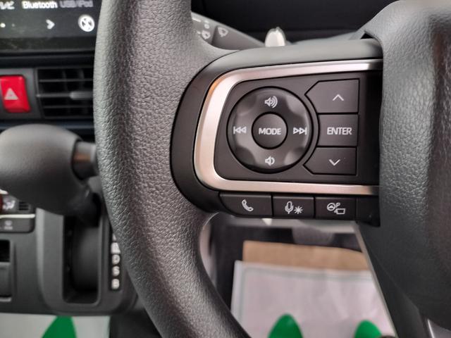 タント Ｘリミテッド　届出済未使用車　スマホ連携９インチディスプレイオーディオ　スマートパノラマパーキング　前後録画ドラレコ　フロアマット　ドアバイザー　ナンバーフレーム（14枚目）