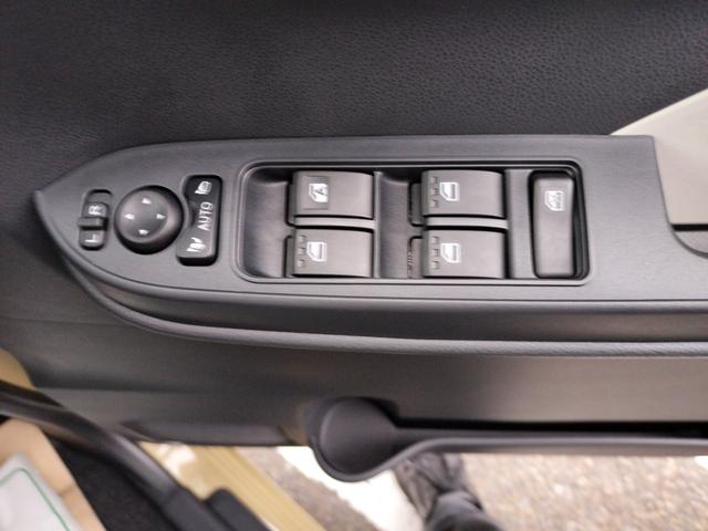 タント Ｘリミテッド　届出済未使用車　スマホ連携９インチディスプレイオーディオ　スマートパノラマパーキング　前後録画ドラレコ　フロアマット　ドアバイザー　ナンバーフレーム（17枚目）