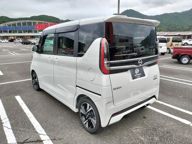 ルークス ハイウェイスター Gターボプロパイロットエディション 届出済未使用車 アラウンドビューモニター インテリジェントルームミラー 両側パワースライドドア プロパイロット ドアバイザー フロアマット(9枚目)