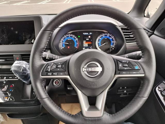 ルークス ハイウェイスター Gターボプロパイロットエディション 届出済未使用車 アラウンドビューモニター インテリジェントルームミラー 両側パワースライドドア プロパイロット ドアバイザー フロアマット(11枚目)