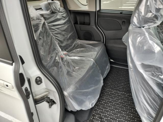 ルークス ハイウェイスター Gターボプロパイロットエディション 届出済未使用車 アラウンドビューモニター インテリジェントルームミラー 両側パワースライドドア プロパイロット ドアバイザー フロアマット(18枚目)