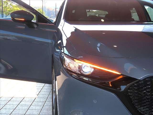 ＭＡＺＤＡ３ファストバック ２．０　Ｘ　スマートエディション　スカイアクティブＸエンジン／ＥＴＣ／バックカメ（9枚目）