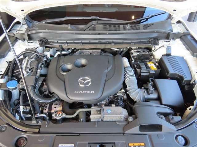 ＣＸ－５ ２．２　ＸＤ　ブラックトーンエディション　ディーゼルターボ　全方位カメラ／１９インチブラック塗装アルミ／（4枚目）