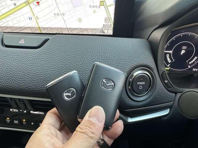 �g�ɕt���Ă��邾���ŃG���W���X�^�[�g��h�A�̊J���E�{�����o����֗��ȃA�h�o���X�h�L�[�ł��B�������A�X�y�A�L�[���t���Ă��܂�������