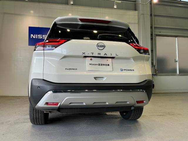 エクストレイル Ｇ　ｅ－４ＯＲＣＥ　１．５　Ｇ　ｅ－４ＯＲＣＥ　４ＷＤ　ナッパレザー　全席シートヒーター　衝突軽減ブレーキ　踏み間違い防止　　メーカーナビ　全方位カメラ　ＥＴＣ２．０　ＬＥＤライト　１９インチアルミ　　試乗車　禁煙車（41枚目）