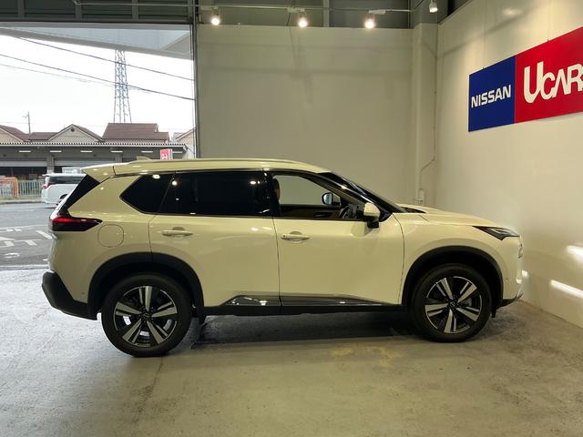 エクストレイル Ｇ　ｅ－４ＯＲＣＥ　１．５　Ｇ　ｅ－４ＯＲＣＥ　４ＷＤ　ナッパレザー　全席シートヒーター　衝突軽減ブレーキ　踏み間違い防止　　メーカーナビ　全方位カメラ　ＥＴＣ２．０　ＬＥＤライト　１９インチアルミ　　試乗車　禁煙車（43枚目）
