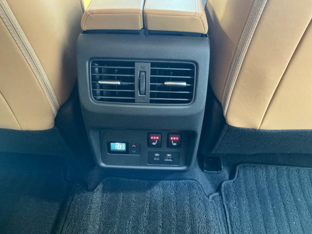 エクストレイル Ｇ　ｅ－４ＯＲＣＥ　１．５　Ｇ　ｅ－４ＯＲＣＥ　４ＷＤ　ナッパレザー　全席シートヒーター　衝突軽減ブレーキ　踏み間違い防止　　メーカーナビ　全方位カメラ　ＥＴＣ２．０　ＬＥＤライト　１９インチアルミ　　試乗車　禁煙車（62枚目）