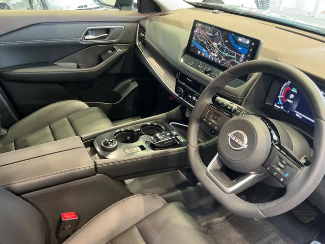 エクストレイル Ｇ　ｅ－４ＯＲＣＥ　１．５　Ｇ　ｅ－４ＯＲＣＥ　４ＷＤ　衝突軽減ブレーキ　踏み間違い防止　前後シートヒーター　メーカーナビ　全方位カメラ　純正２ドライブレコーダー　ＥＴＣ２．０　ＬＥＤ　１９インチアルミ　試乗車　禁煙車（66枚目）