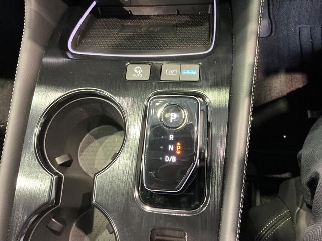 エクストレイル Ｇ　ｅ－４ＯＲＣＥ　１．５　Ｇ　ｅ－４ＯＲＣＥ　４ＷＤ　衝突軽減ブレーキ　踏み間違い防止　前後シートヒーター　メーカーナビ　全方位カメラ　純正２ドライブレコーダー　ＥＴＣ２．０　ＬＥＤ　１９インチアルミ　試乗車　禁煙車（71枚目）