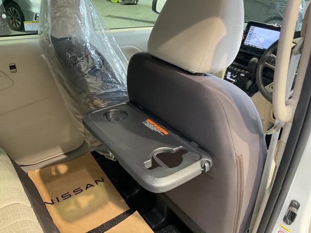 ルークス Ｘ　６６０　Ｘ　衝突軽減ブレーキ　踏み間違い防止　車線逸脱警報　メモリーナビ　アラウンドビューモニター　片側電動スライドドア　ＥＴＣ　プライバシーガラス　スマートキー　ワンオーナー　禁煙車（78枚目）