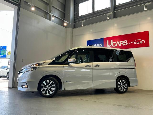 セレナ ハイウェイスター 2.0 ハイウェイスター 衝突軽減ブレーキ 踏み間違い防止 メモリーナビ バックカメラ ETC ドラレコ 片側電動スライドドア オートライト スマートキー プライバシーガラス ワンオーナー 禁煙車(39枚目)