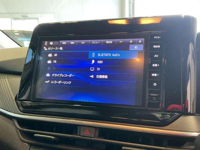 ノート Ｘ　１．２　Ｘ　元試乗車　プロパイロット　ＬＥＤヘッドランプ　全方位カメラ　踏み間違い防止アシスト　日産純正前後ドライブレコーダー　ＥＴＣ２．０　メモリーナビ　スマートルームミラー　禁煙車（11枚目）