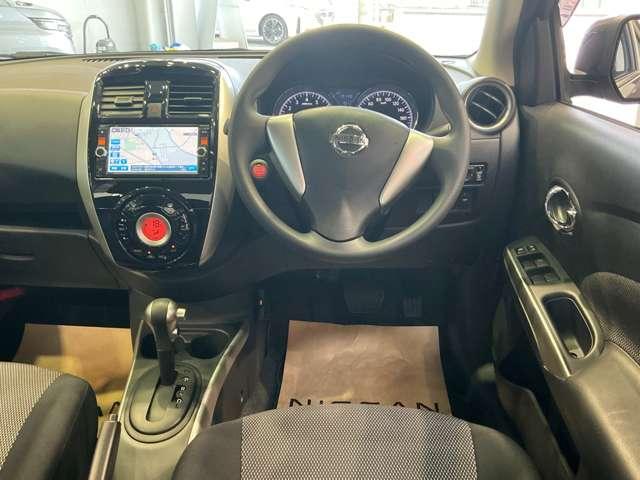 ラティオ １．２　Ｇ　インテリジェントキー　バックカメラ　キーフリー　エアコン　ワンセグ　スマ－トキ－　ＥＴＣ　アイドリングストップ　ＡＢＳ　盗難防止システム　パワーステアリング　エアバッグ　ナビＴＶ　パワーウインドウ　ダブルエアバック　ドライブレコーダ（4枚目）