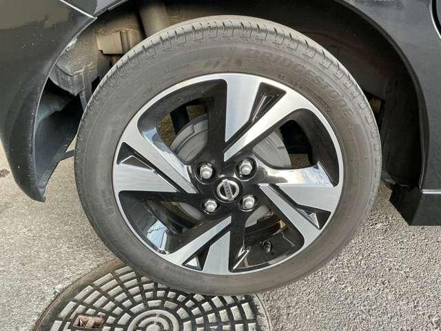 ルークス 660 ハイウェイスターGターボアーバンクロムプロパイロット インテリジェントキー アルミホイール レーダークルーズコントロール セキュリティ LEDヘッドライト アイドリングストップ サイドカメラ レーンキープアシスト メモリーナビ エアコン ETC 禁煙車(20枚目)