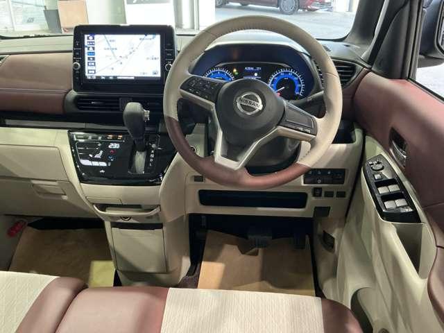 ルークス オーテック　６６０　ＡＵＴＥＣＨ　Ｘベース　衝突軽減ブレーキ　踏み間違い防止　純正メモリーナビ　アラウンドビューモニター　ドラレコ前後　両側電動スライドドア　ワンオーナー　禁煙車（4枚目）