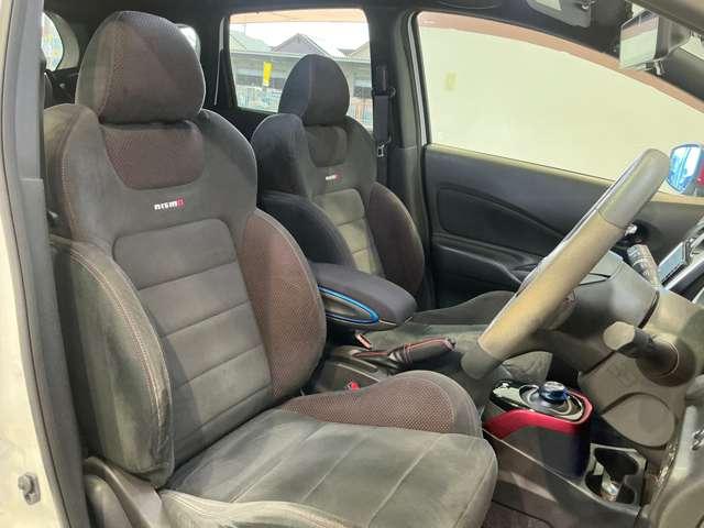 ノート e-POWER NISMO S メモリーナビ アラウンド スマートキー&プッシュスタート LEDランプ 盗難防止装置 Rカメラ LKA サイドカメラ 禁煙車 点検記録簿 メモリーナビ付き アイドリングストップ ワンセグテレビ パワーウィンドウ ETC ABS(5枚目)