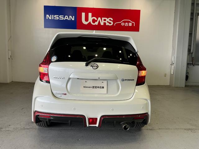 ノート e-POWER NISMO S メモリーナビ アラウンド スマートキー&プッシュスタート LEDランプ 盗難防止装置 Rカメラ LKA サイドカメラ 禁煙車 点検記録簿 メモリーナビ付き アイドリングストップ ワンセグテレビ パワーウィンドウ ETC ABS(33枚目)