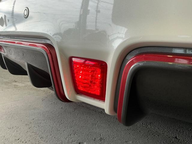 ノート e-POWER NISMO S メモリーナビ アラウンド スマートキー&プッシュスタート LEDランプ 盗難防止装置 Rカメラ LKA サイドカメラ 禁煙車 点検記録簿 メモリーナビ付き アイドリングストップ ワンセグテレビ パワーウィンドウ ETC ABS(51枚目)