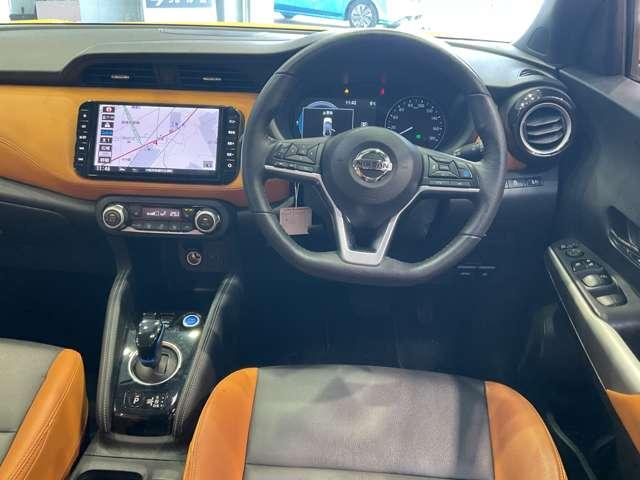 キックス X ツートーンインテリアエディション 1.2 X ツートーン インテリアエディション プロパイロット LEDヘッドランプ 全方位カメラ 踏み間違い防止アシスト ドラレコ前後 ETC2.0 日産純正メモリーナビ スマートルームミラー 禁煙車(4枚目)